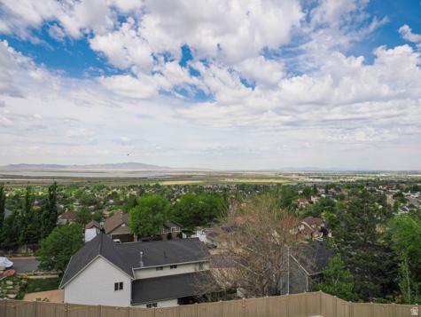 1833 N 350 E Centerville UT 84014