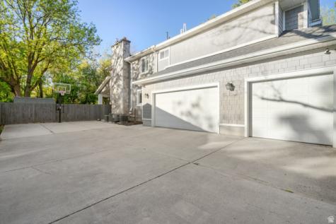 2631 E Lockhart Road S Holladay UT 84117