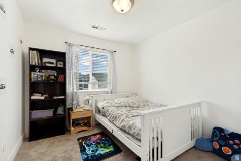 7224 N Silver Way Eagle Mountain UT 84005