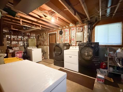 2873 N 975 E North Ogden UT 84414