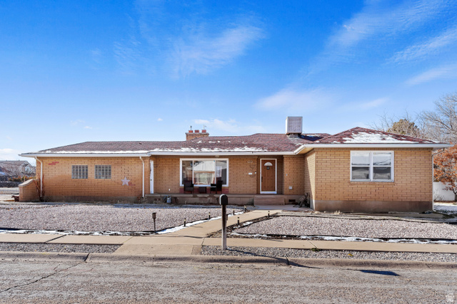 5185 S 2100 W Roy UT 84067
