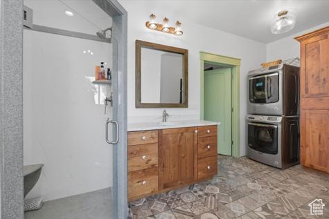 164 E 200 S Hyde Park UT 84318