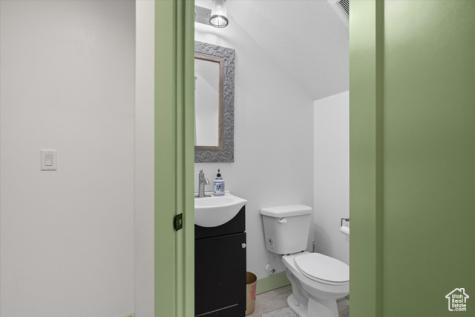 164 E 200 S Hyde Park UT 84318