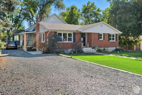 164 E 200 S Hyde Park UT 84318