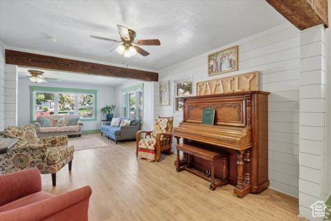 164 E 200 S Hyde Park UT 84318