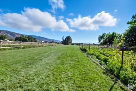 164 E 200 S Hyde Park UT 84318