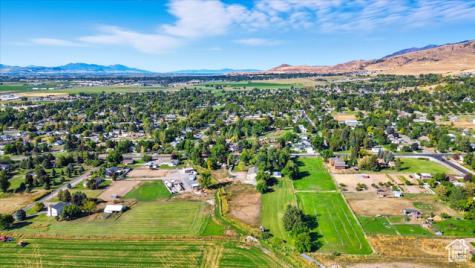 164 E 200 S Hyde Park UT 84318