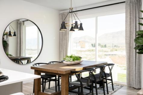 2127 E Hummingbird Drive Eagle Mountain UT 84005