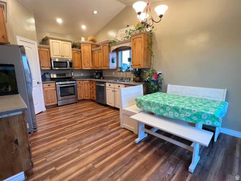 78 E 1875 S Roosevelt UT 84066