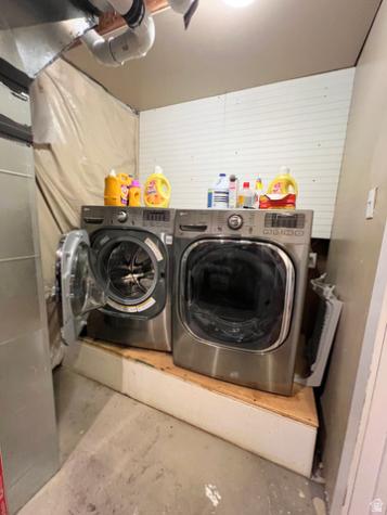 78 E 1875 S Roosevelt UT 84066