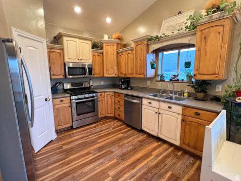 78 E 1875 S Roosevelt UT 84066