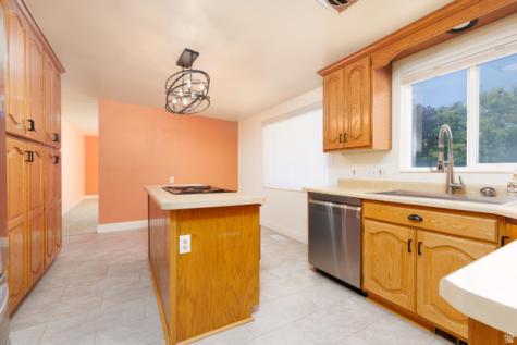 1104 E 5235 S Murray UT 84117