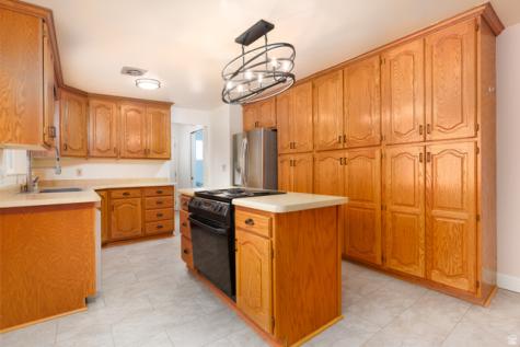 1104 E 5235 S Murray UT 84117