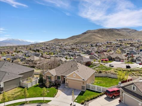 6709 W Desert Lily Circle Herriman UT 84096
