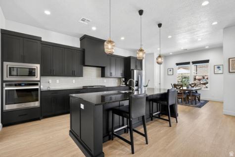 111 N Black Avenue Washington UT 84780