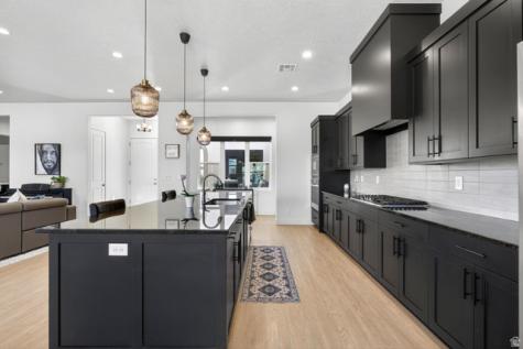 111 N Black Avenue Washington UT 84780