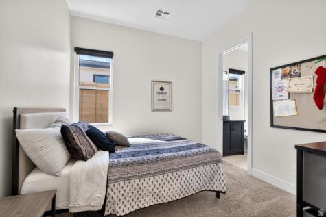 111 N Black Avenue Washington UT 84780