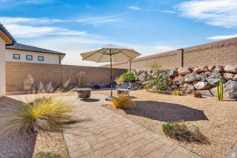 111 N Black Avenue Washington UT 84780