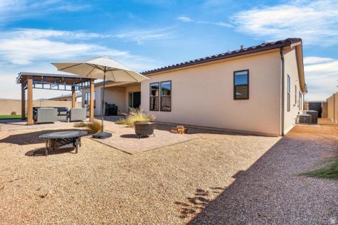 111 N Black Avenue Washington UT 84780