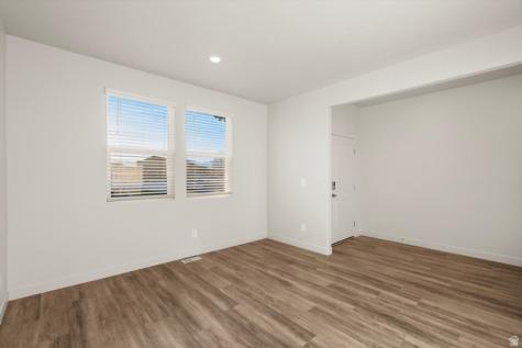 124 W Ebbets Tooele UT 84074