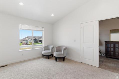 6237 W 4600 S Hooper UT 84315