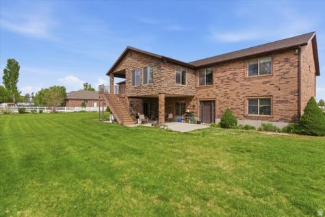 6237 W 4600 S Hooper UT 84315