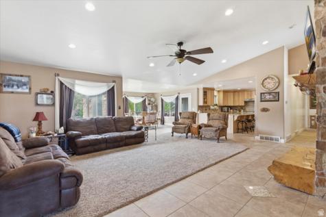 6237 W 4600 S Hooper UT 84315