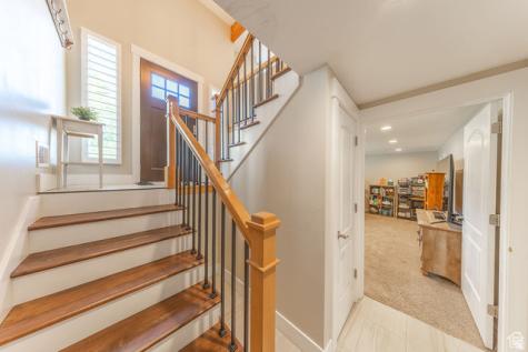 228 E Golden Willow Circle Sandy UT 84070
