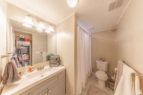 228 E Golden Willow Circle Sandy UT 84070