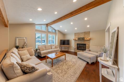 228 E Golden Willow Circle Sandy UT 84070
