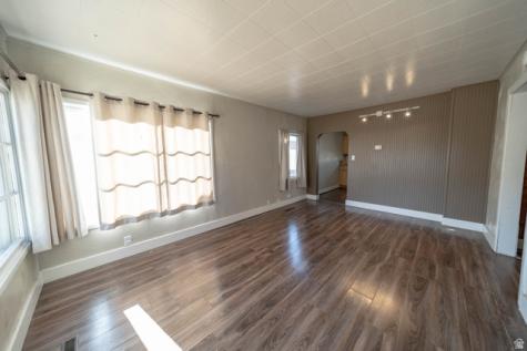 331 N 400 E Price UT 84501