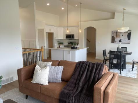 4105 E Comanche Street Eagle Mountain UT 84005