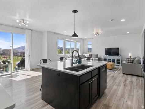 9024 N Cornwall Way Eagle Mountain UT 84005