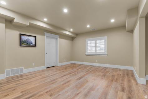 168 E 2100 S Orem UT 84058