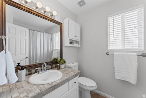 3 E Alfred Avenue Kaysville UT 84037