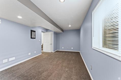 3 E Alfred Avenue Kaysville UT 84037