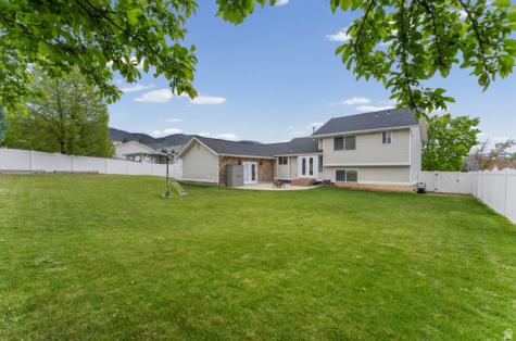 3 E Alfred Avenue Kaysville UT 84037
