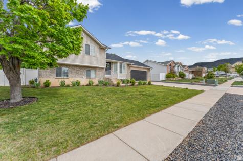 3 E Alfred Avenue Kaysville UT 84037