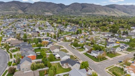 3 E Alfred Avenue Kaysville UT 84037