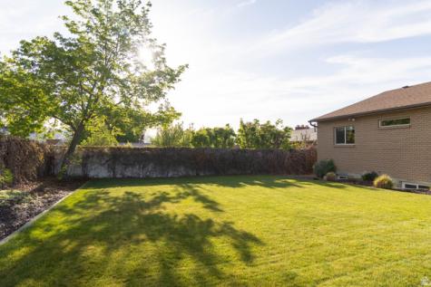 218 E Golden Willow Circle Sandy UT 84070