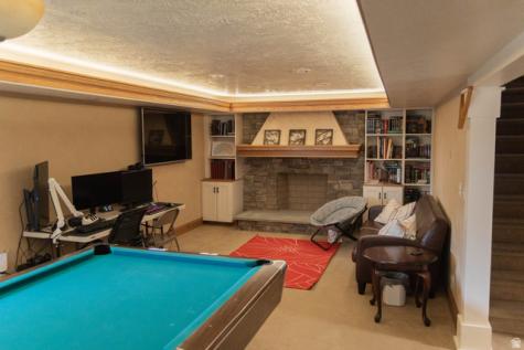 218 E Golden Willow Circle Sandy UT 84070