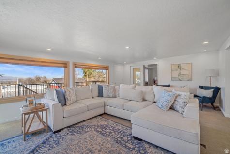 4426 S 3035 E Holladay UT 84124