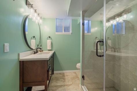 4426 S 3035 E Holladay UT 84124