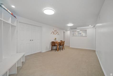 4426 S 3035 E Holladay UT 84124