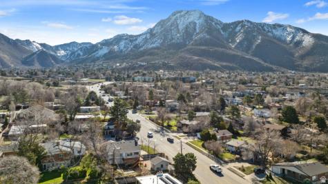 4426 S 3035 E Holladay UT 84124