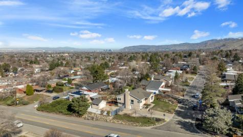 4426 S 3035 E Holladay UT 84124