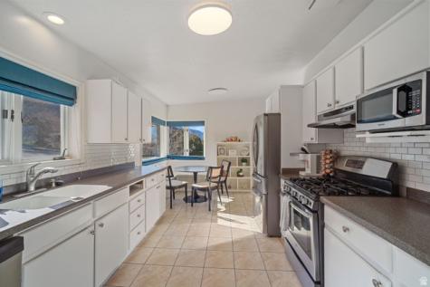 4426 S 3035 E Holladay UT 84124