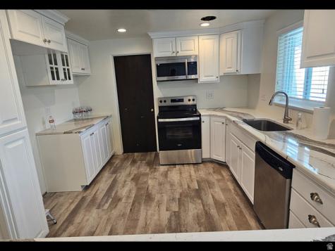 2132 W 800 N Clinton UT 84015