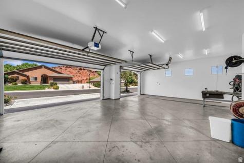 1934 E 1060 N St. George UT 84770