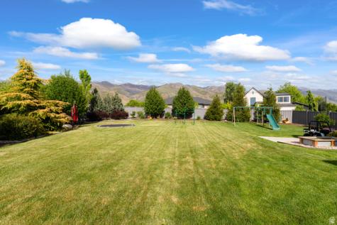 893 E Hollyhock Fruit Heights UT 84037